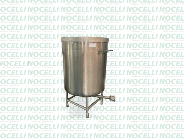 Tanque para armazenamento 200 L em Nocelli