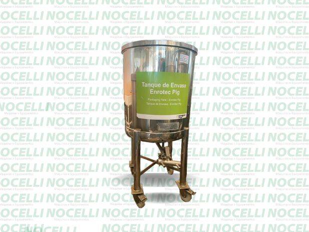 Tanque para armazenamento 100L em Nocelli