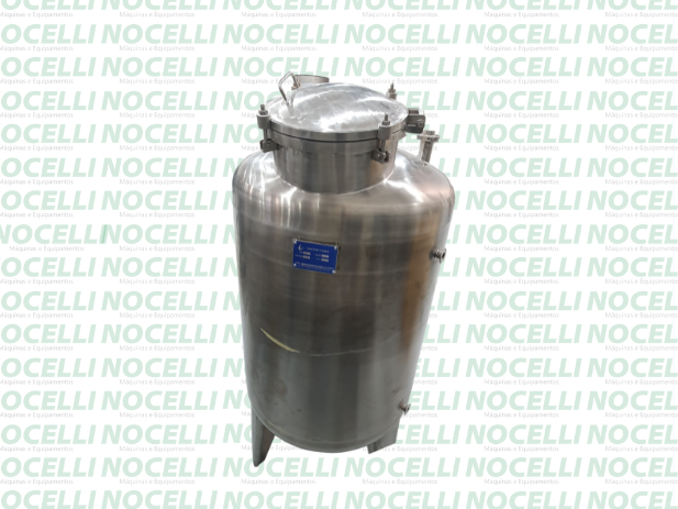 Tanque 500 L para armazenamento em Nocelli